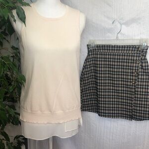 HOLLISTER Sz XS plaid mini skirt stretchy & THE LIMITED sz S cream sweater top
